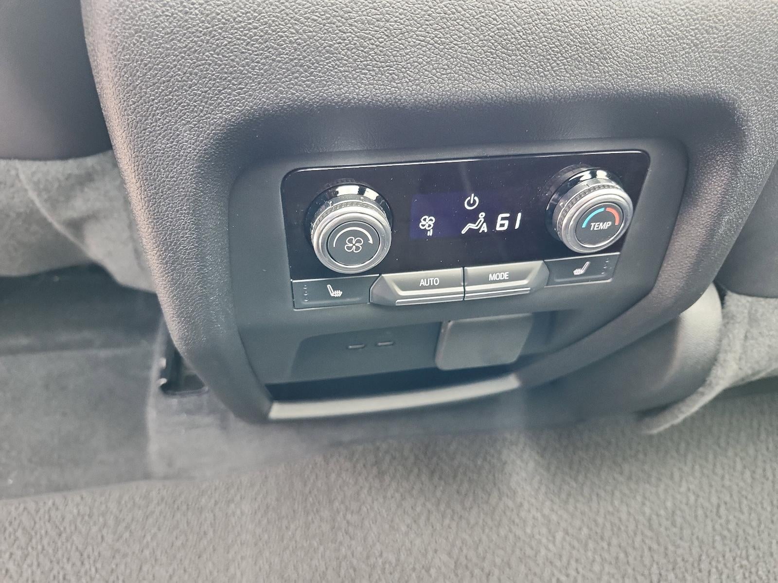 2024 GMC Acadia AWD Denali