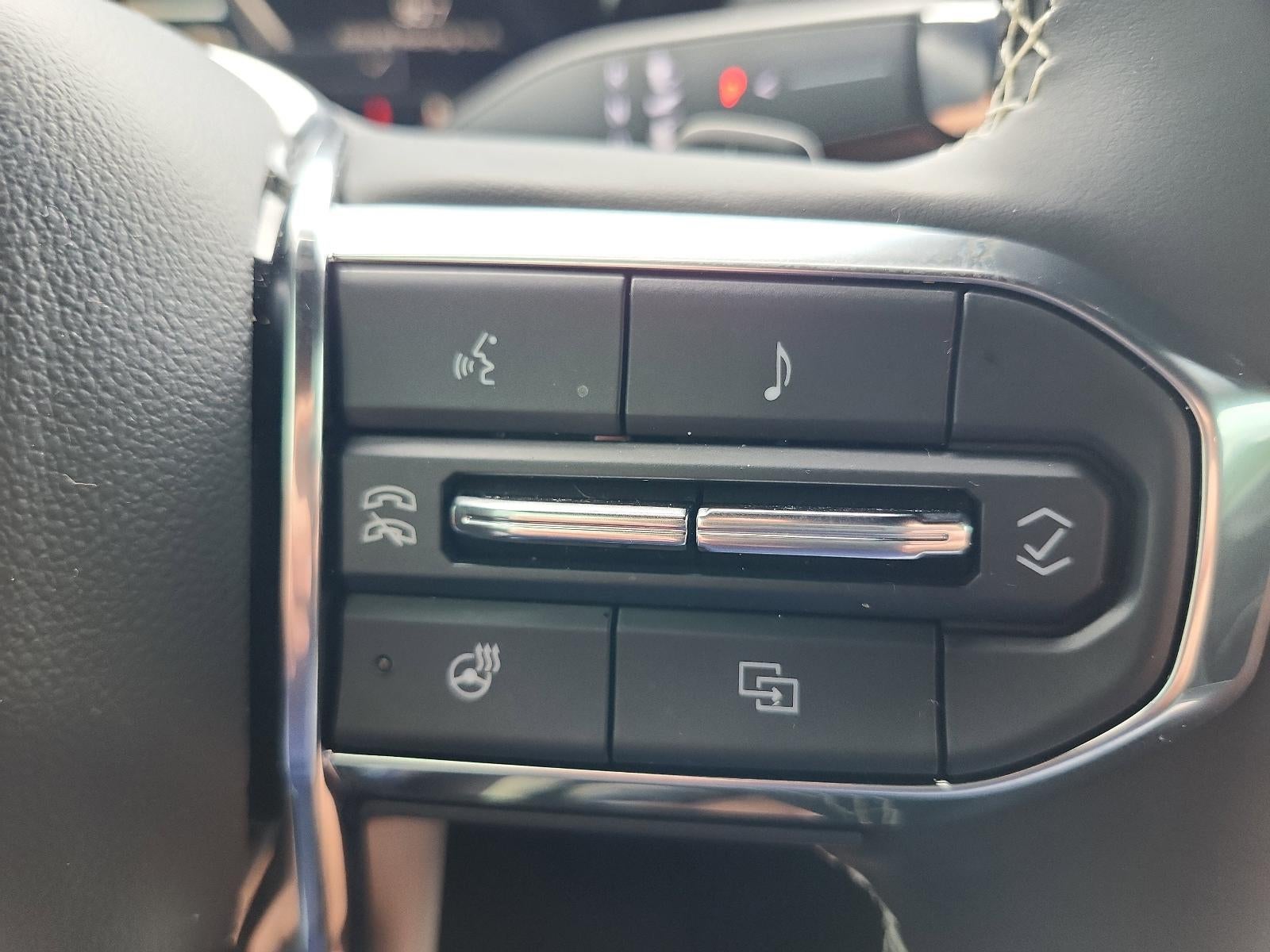 2024 GMC Acadia AWD Denali