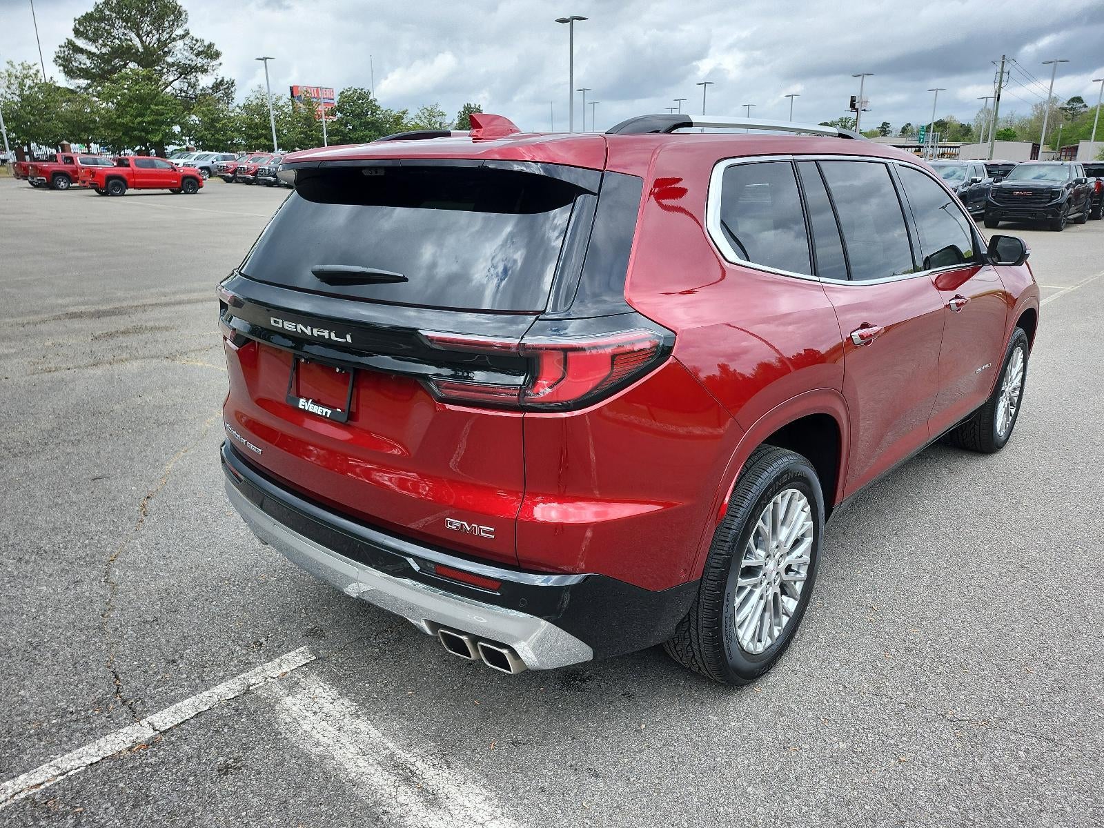 2024 GMC Acadia AWD Denali