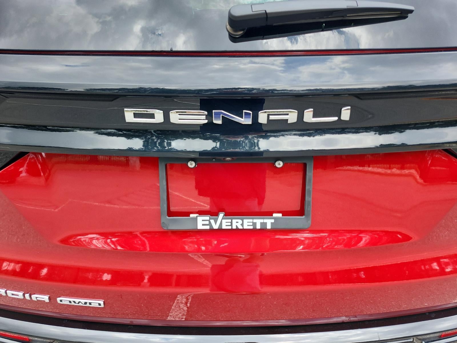 2024 GMC Acadia AWD Denali