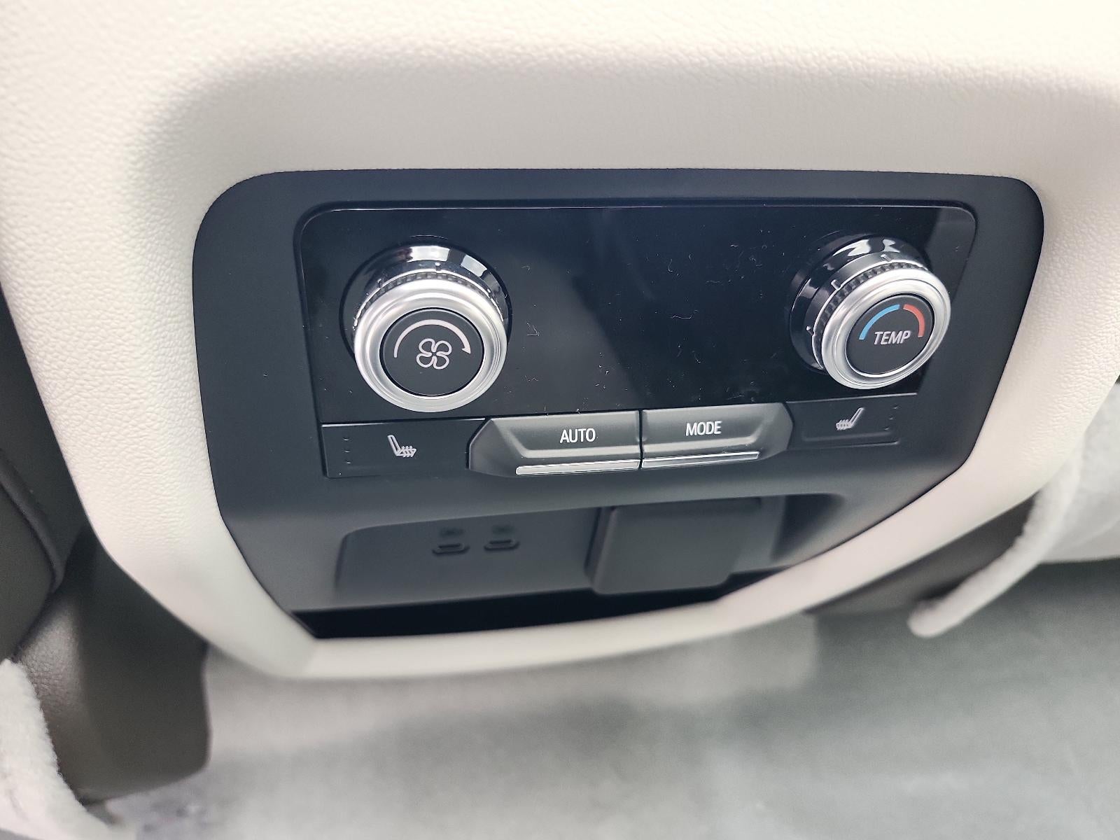 2026 GMC Acadia AWD Denali