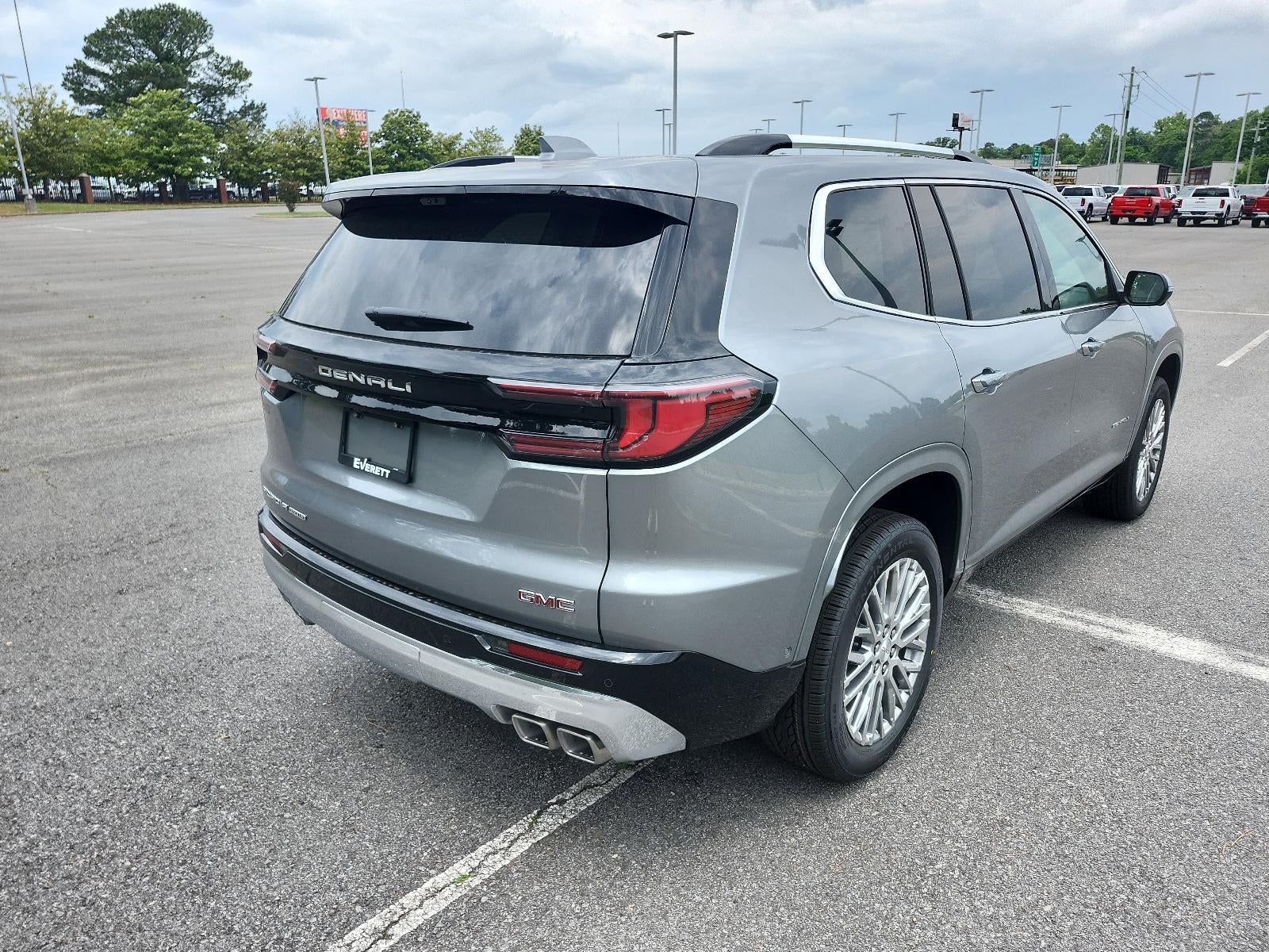 2026 GMC Acadia AWD Denali
