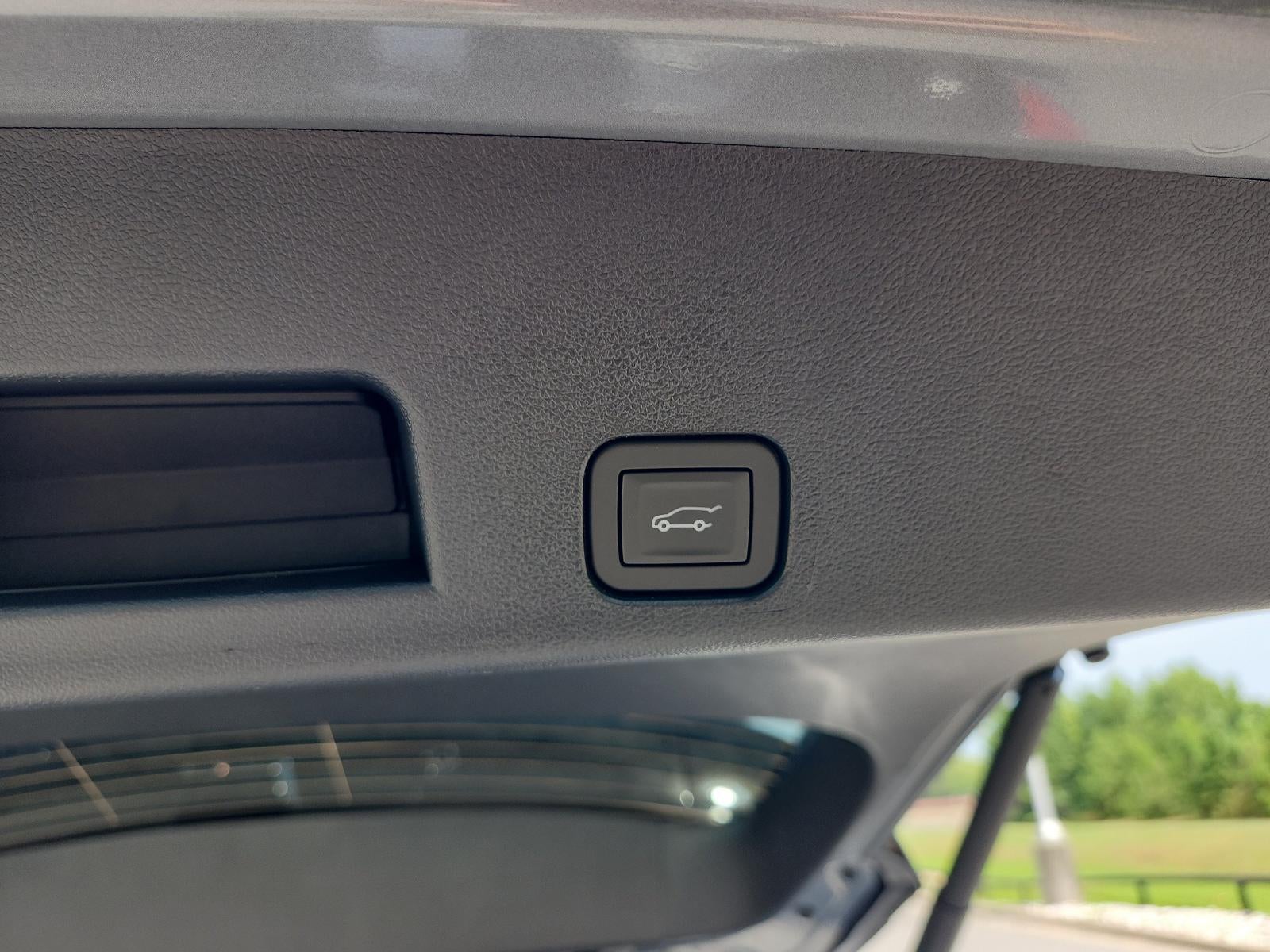 2026 GMC Acadia AWD Denali