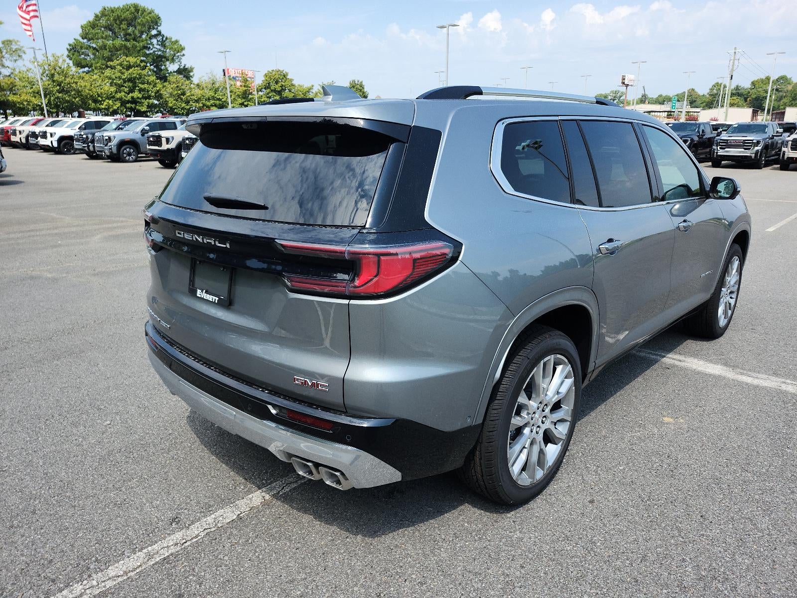 2026 GMC Acadia AWD Denali