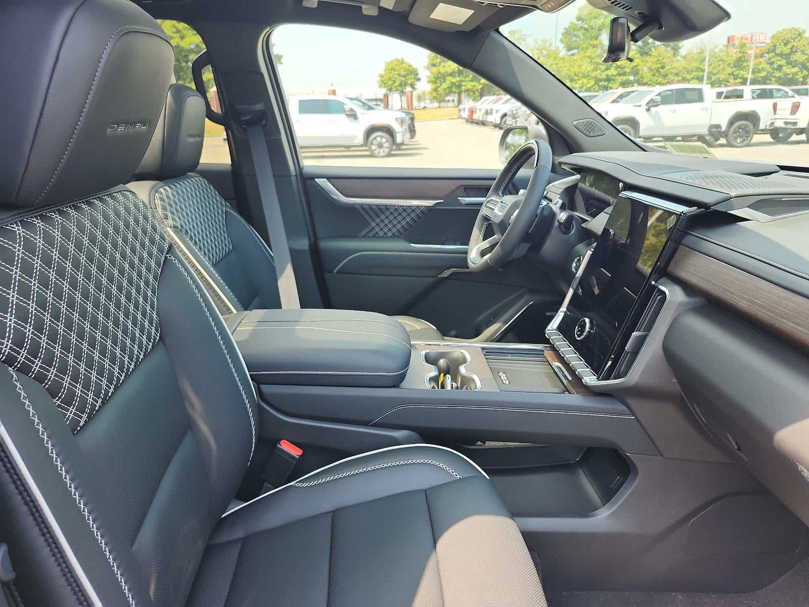 2026 GMC Acadia AWD Denali
