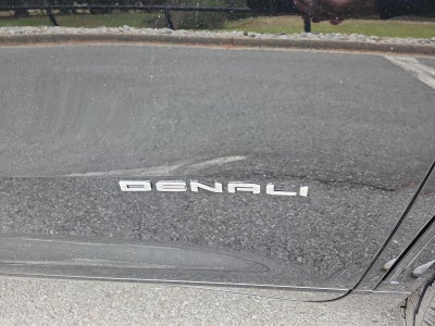 2026 GMC Acadia AWD Denali
