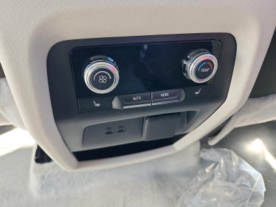 2026 GMC Acadia AWD Denali