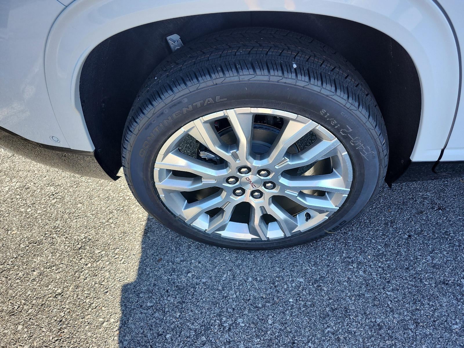 2026 GMC Acadia AWD Denali