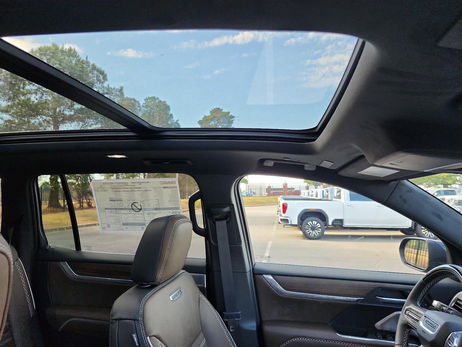 2026 GMC Acadia FWD Denali Ultimate