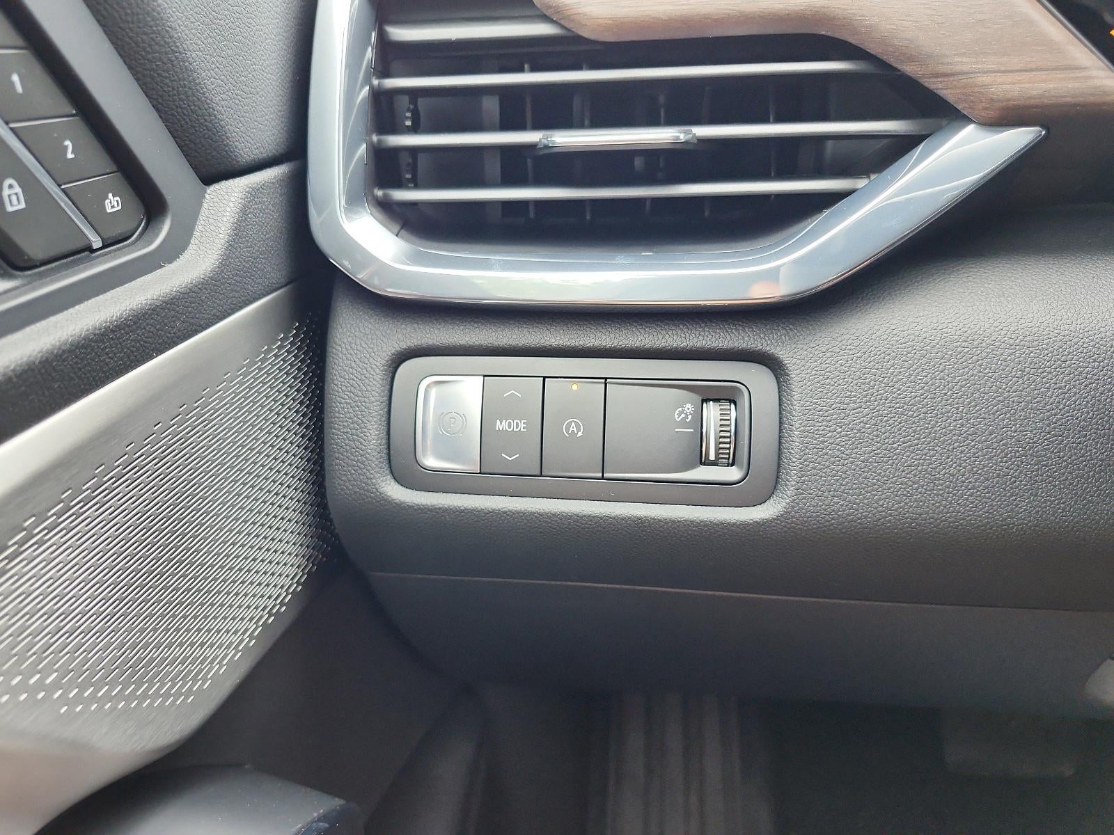 2026 GMC Acadia FWD Denali Ultimate