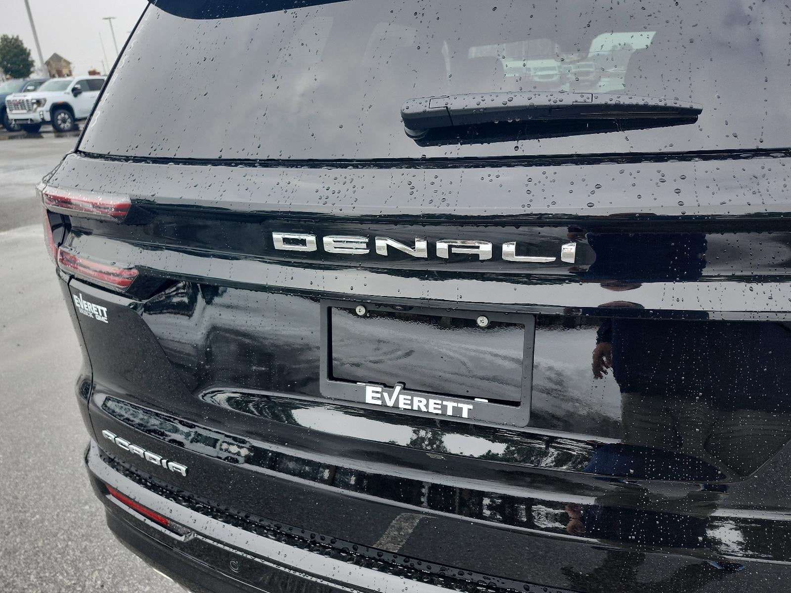 2026 GMC Acadia FWD Denali Ultimate