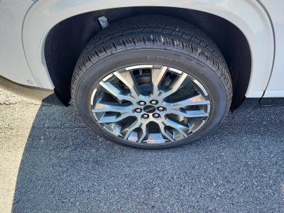 2027 GMC Acadia FWD Denali Ultimate