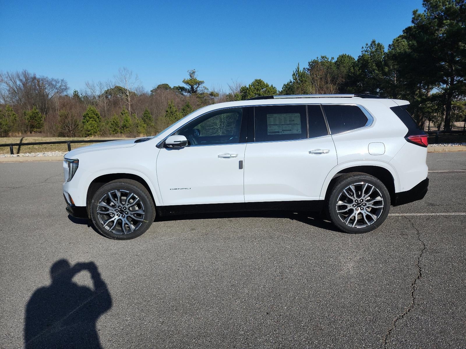 2026 GMC Acadia FWD Denali Ultimate