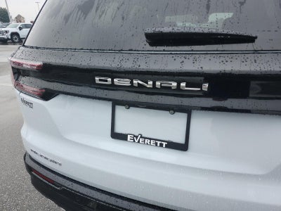 2026 GMC Acadia FWD Denali Ultimate