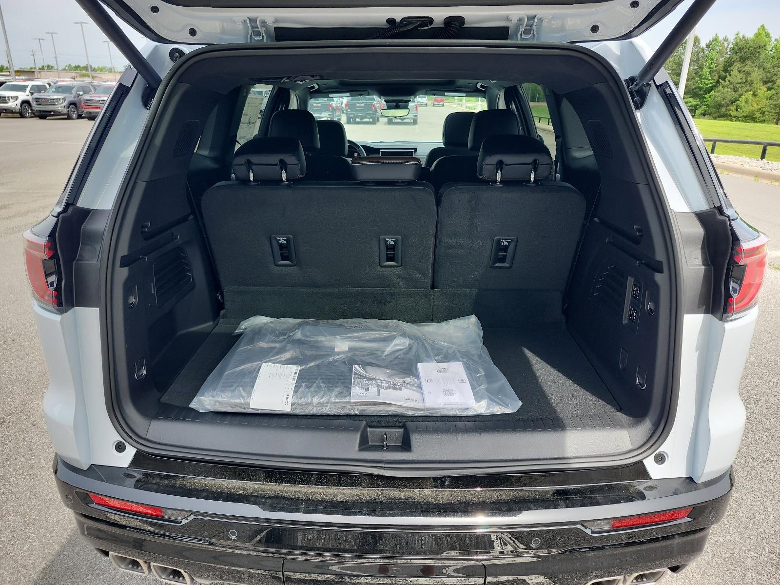 2026 GMC Acadia AWD Denali Ultimate