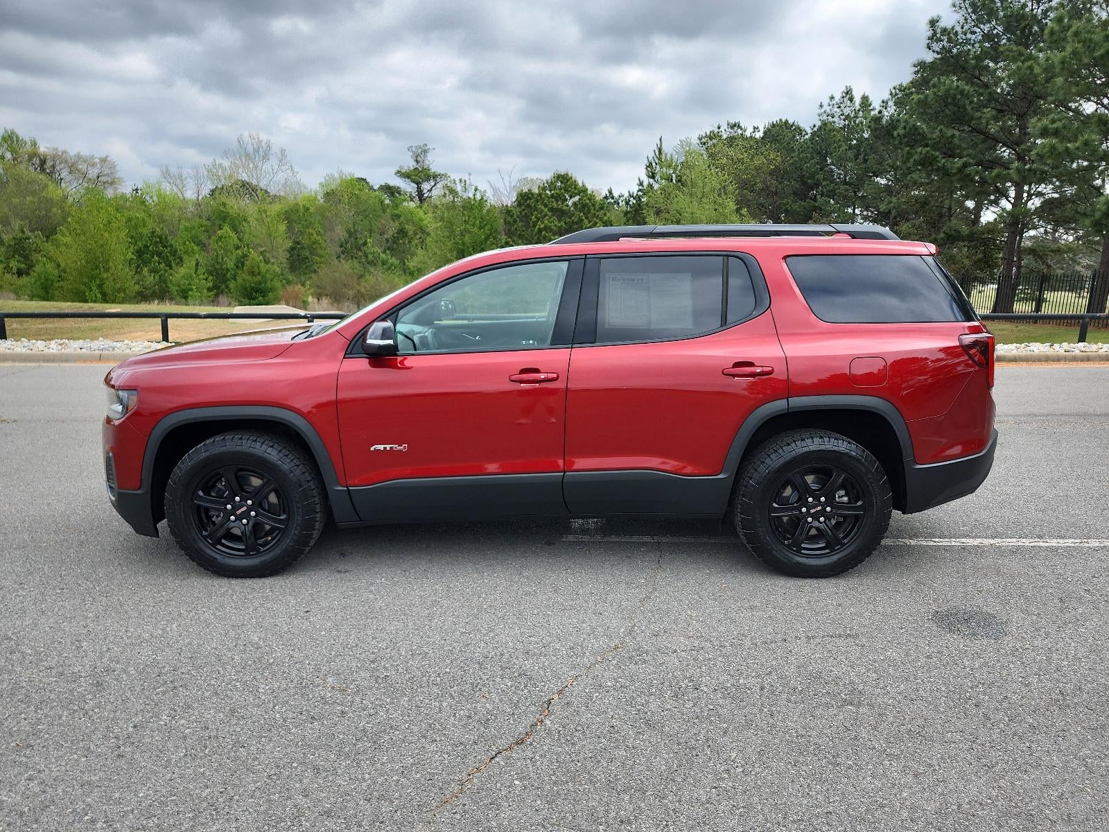 2023 GMC Acadia AT4