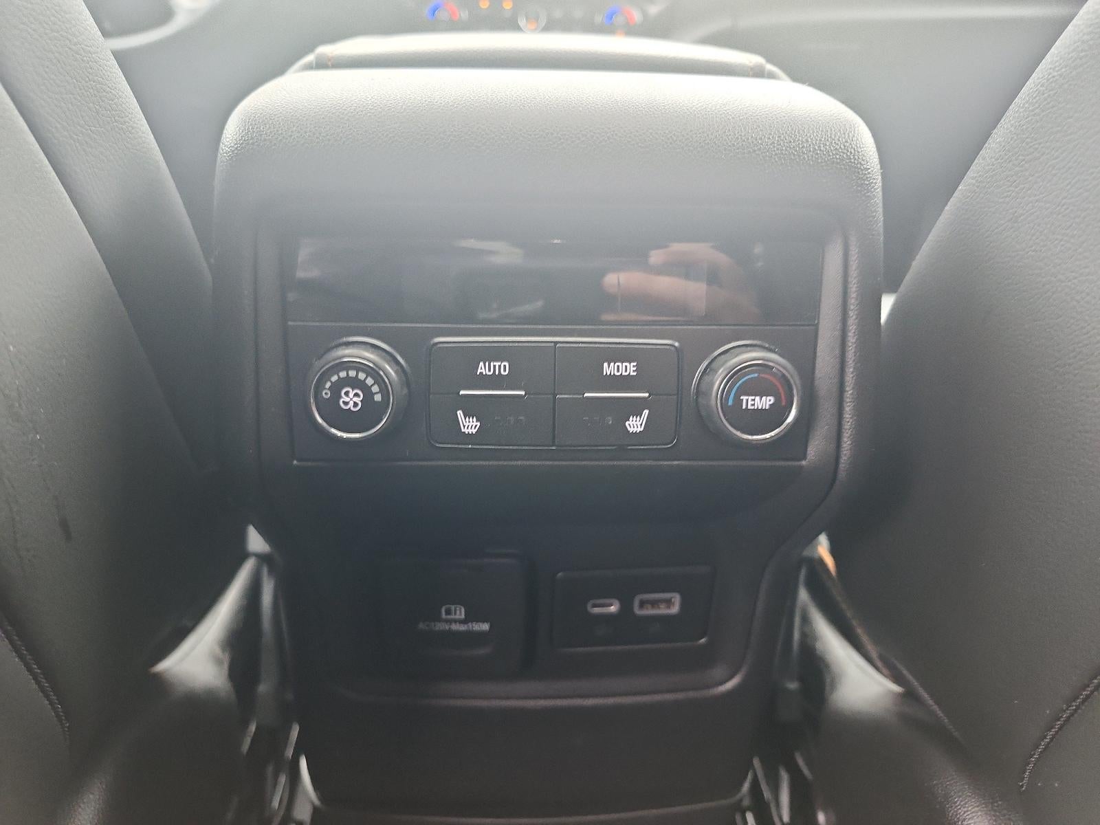 2022 GMC Acadia AT4