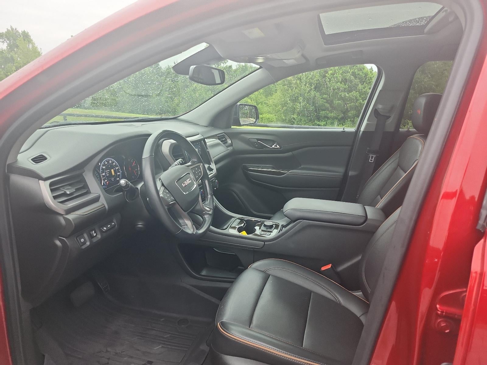 2022 GMC Acadia AT4
