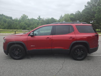 2022 GMC Acadia AT4