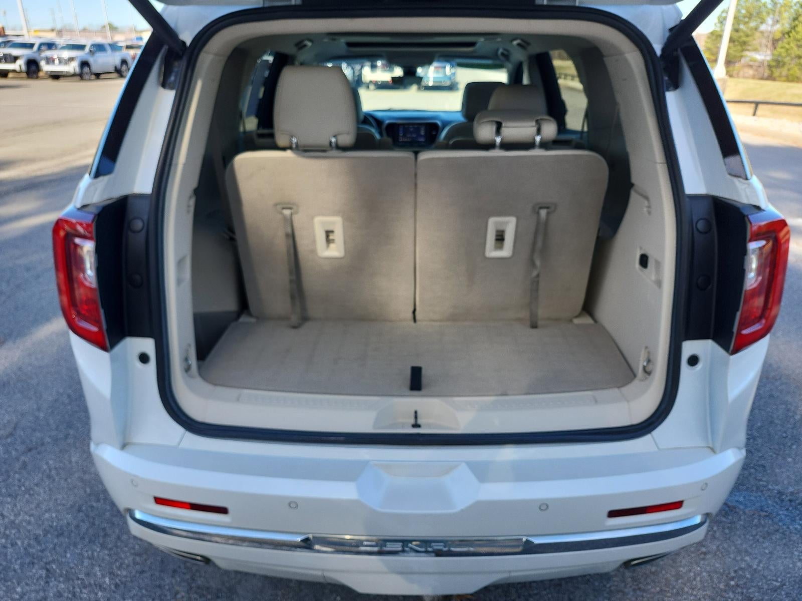 2020 GMC Acadia Denali