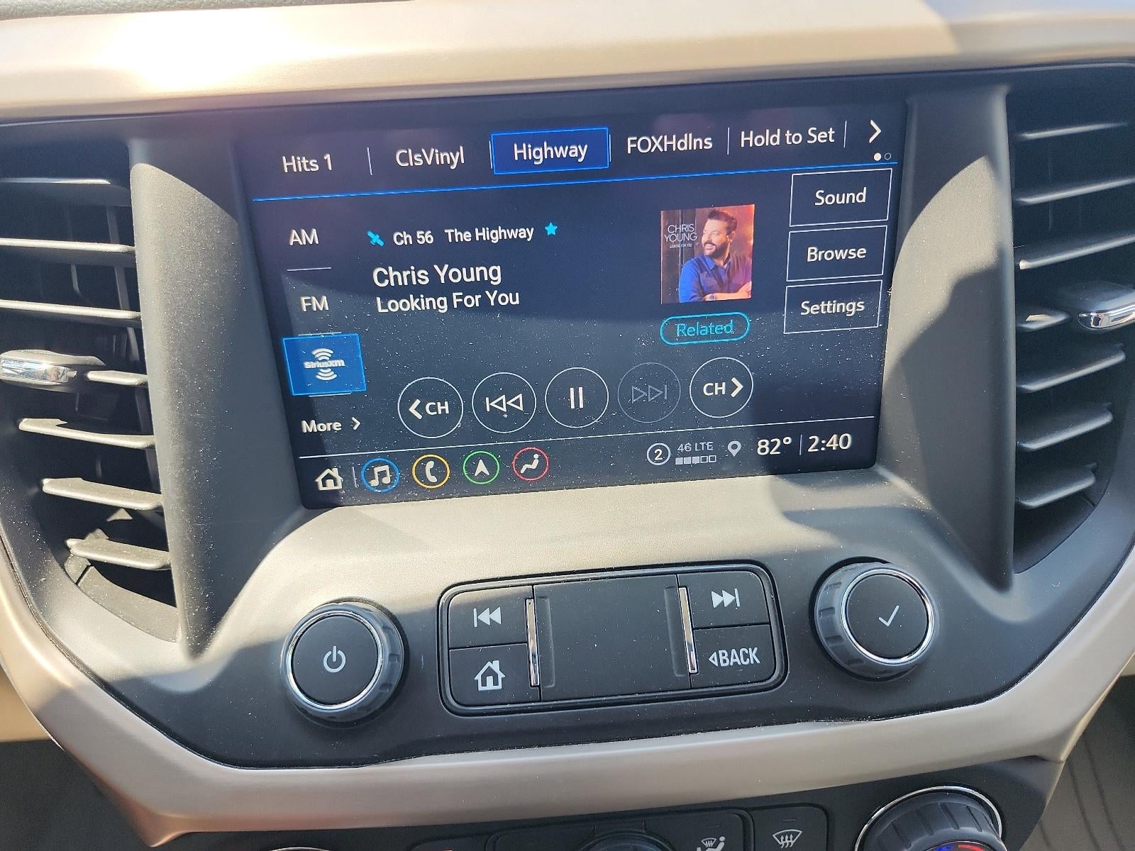 2023 GMC Acadia Denali
