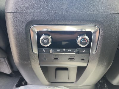 2026 GMC Yukon 2WD 4dr Elevation