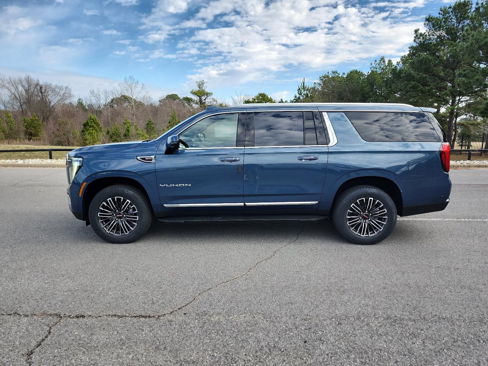 2026 GMC Yukon XL 2WD 4dr Elevation