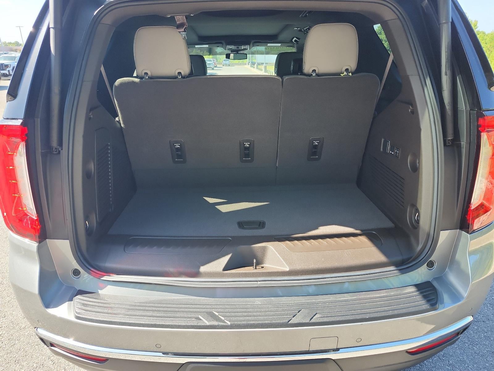 2024 GMC Yukon SLT