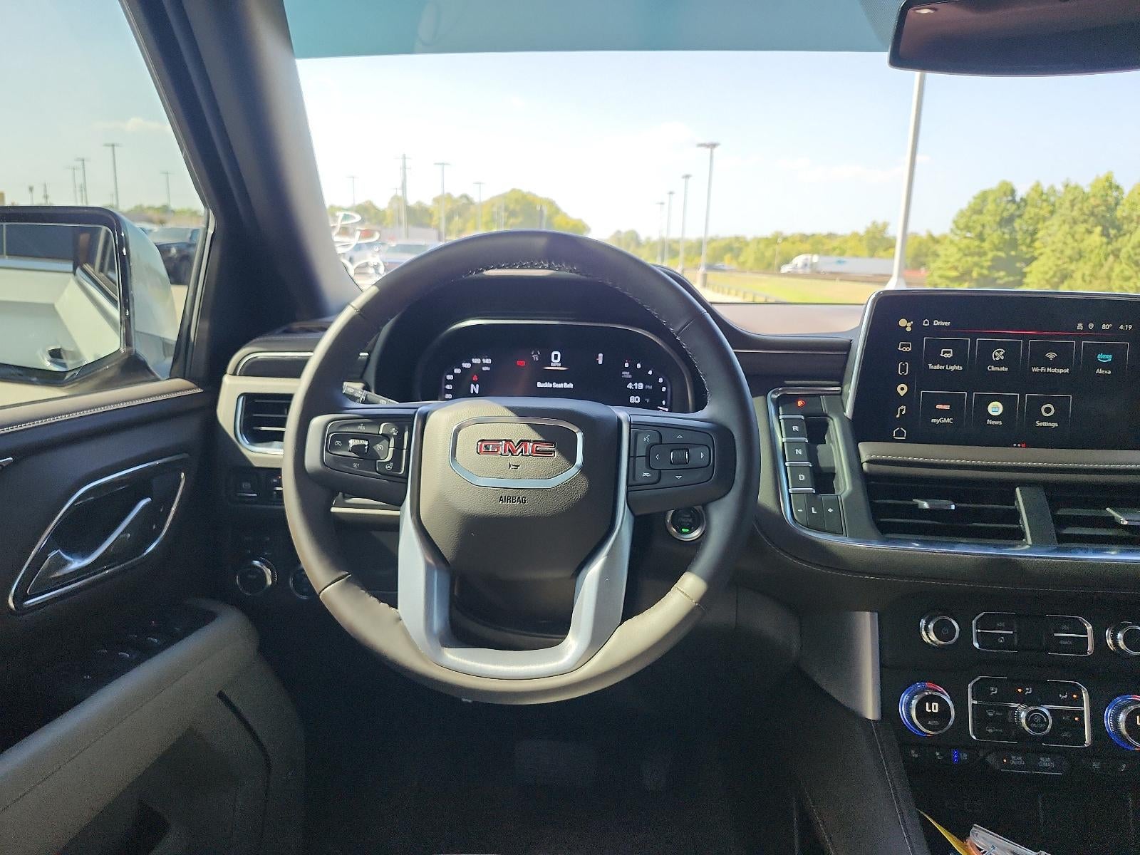 2024 GMC Yukon SLT