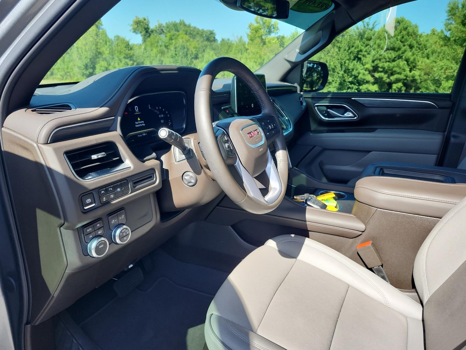 2024 GMC Yukon SLT