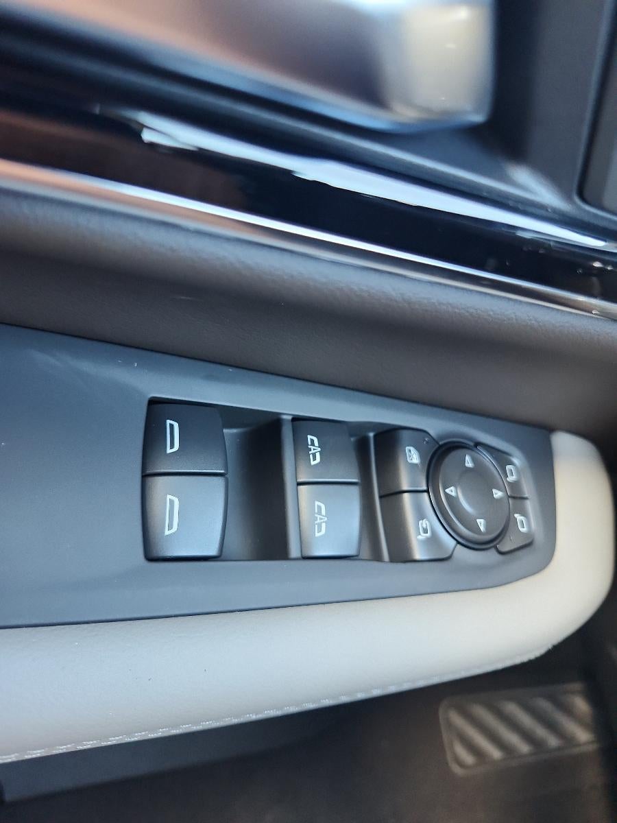 2027 GMC Yukon 4WD 4dr Elevation