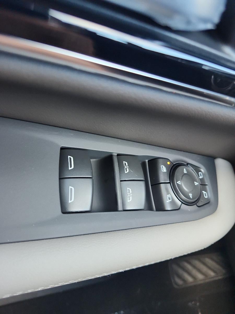 2027 GMC Yukon 4WD 4dr Elevation