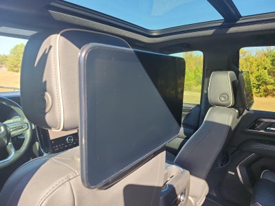 2025 GMC Yukon Elevation