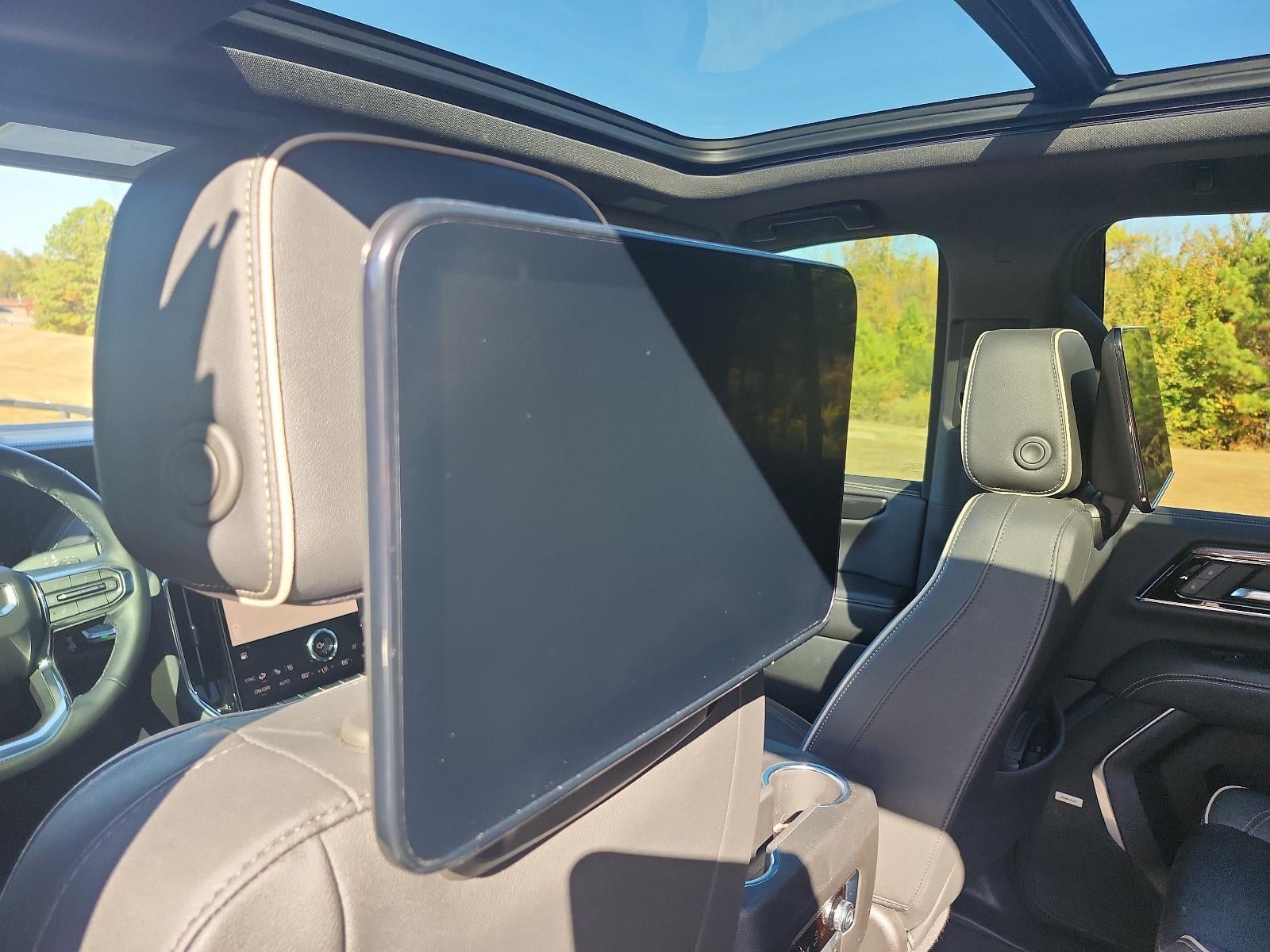 2025 GMC Yukon Elevation