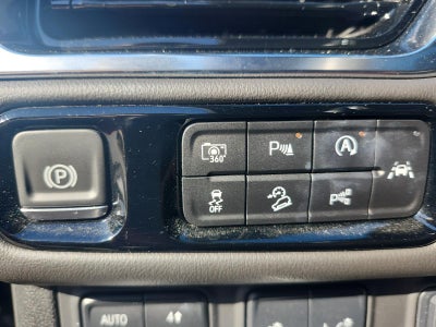 2025 GMC Yukon Elevation