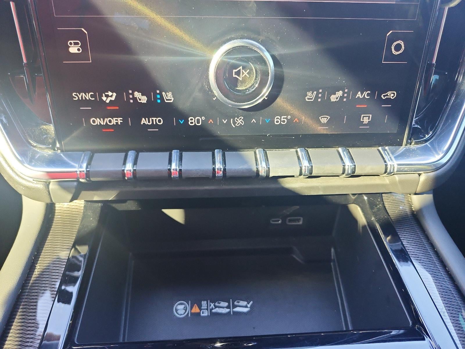 2025 GMC Yukon Elevation