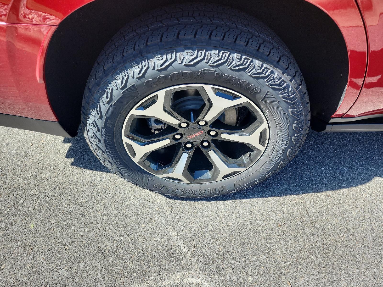 2027 GMC Yukon 4WD 4dr AT4