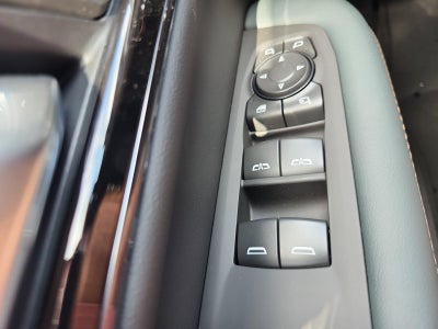 2027 GMC Yukon 4WD 4dr AT4