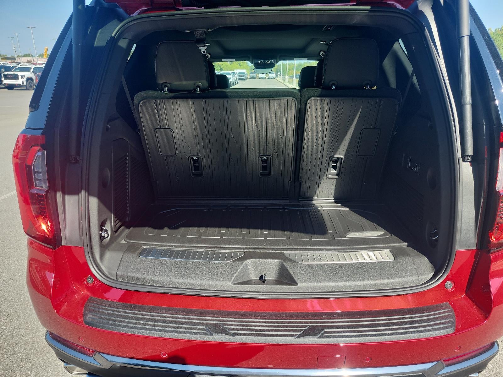 2027 GMC Yukon 4WD 4dr AT4