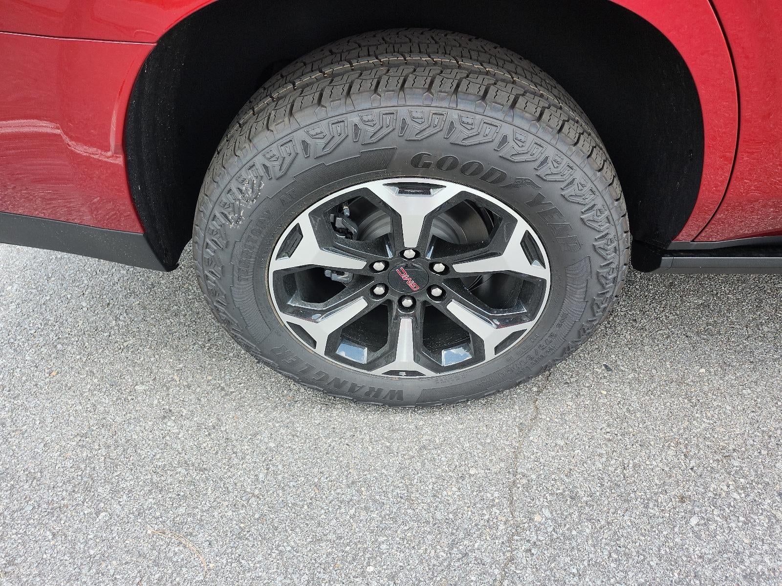 2026 GMC Yukon 4WD 4dr AT4