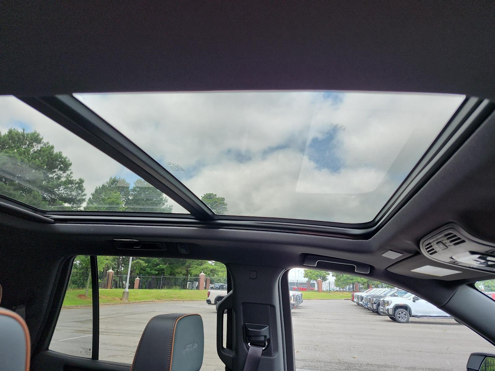 2026 GMC Yukon 4WD 4dr AT4