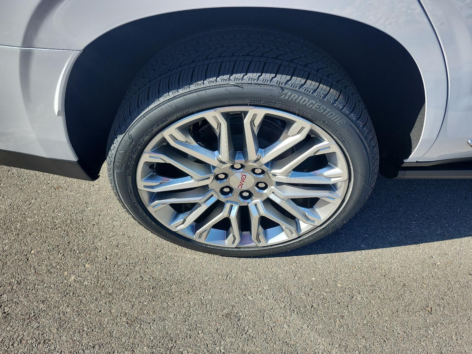 2027 GMC Yukon 4WD 4dr Denali