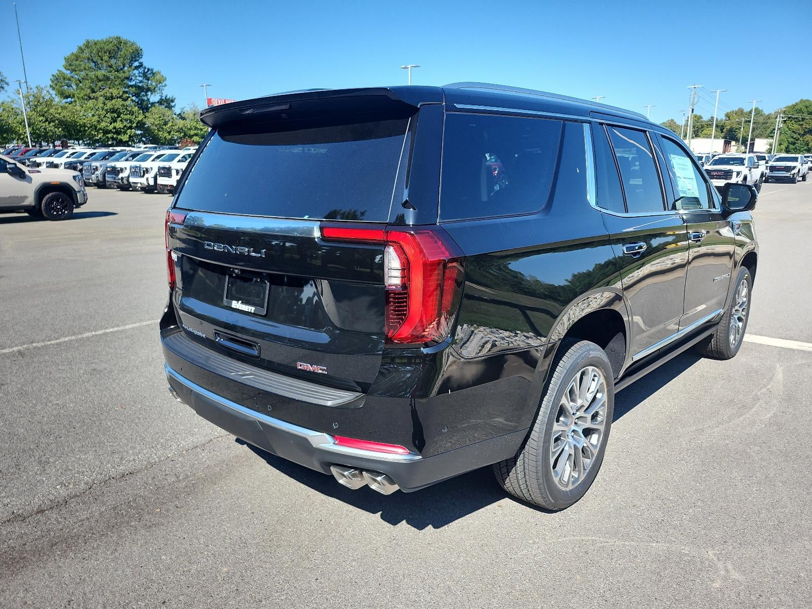 2027 GMC Yukon 4WD 4dr Denali
