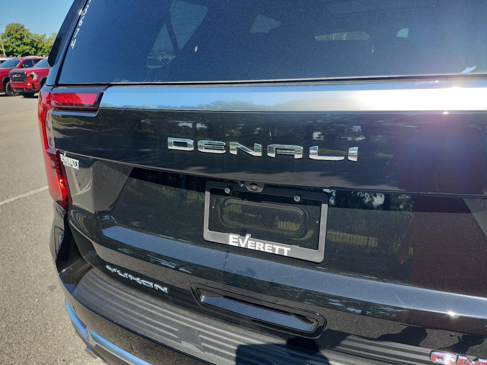 2027 GMC Yukon 4WD 4dr Denali