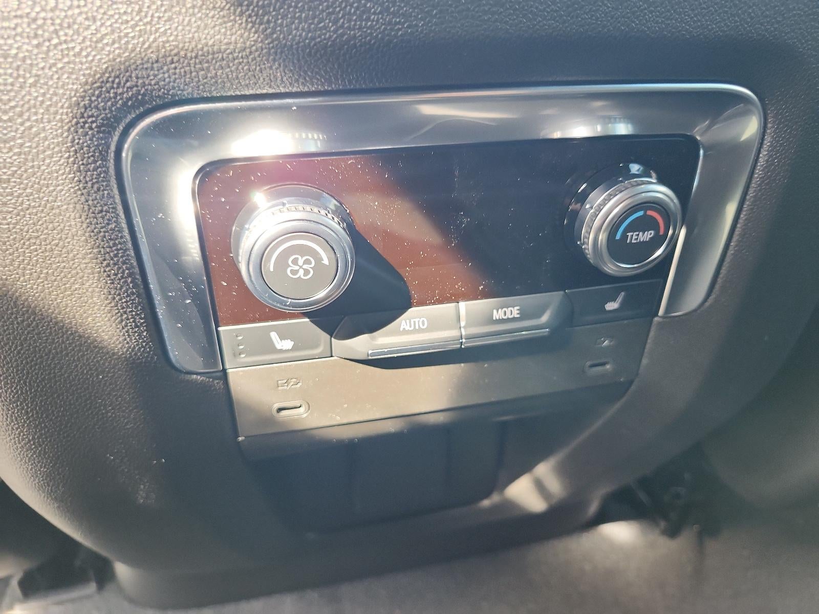 2027 GMC Yukon 4WD 4dr Denali