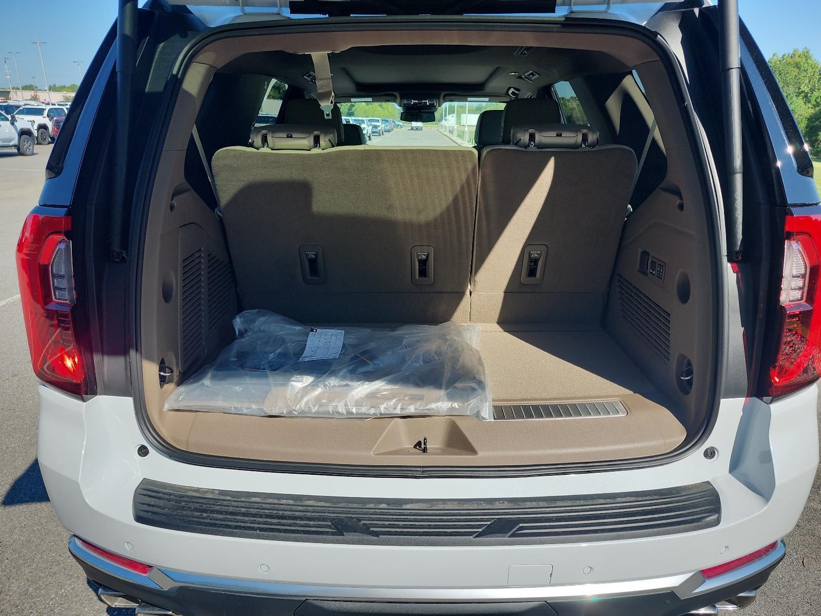 2027 GMC Yukon 4WD 4dr Denali
