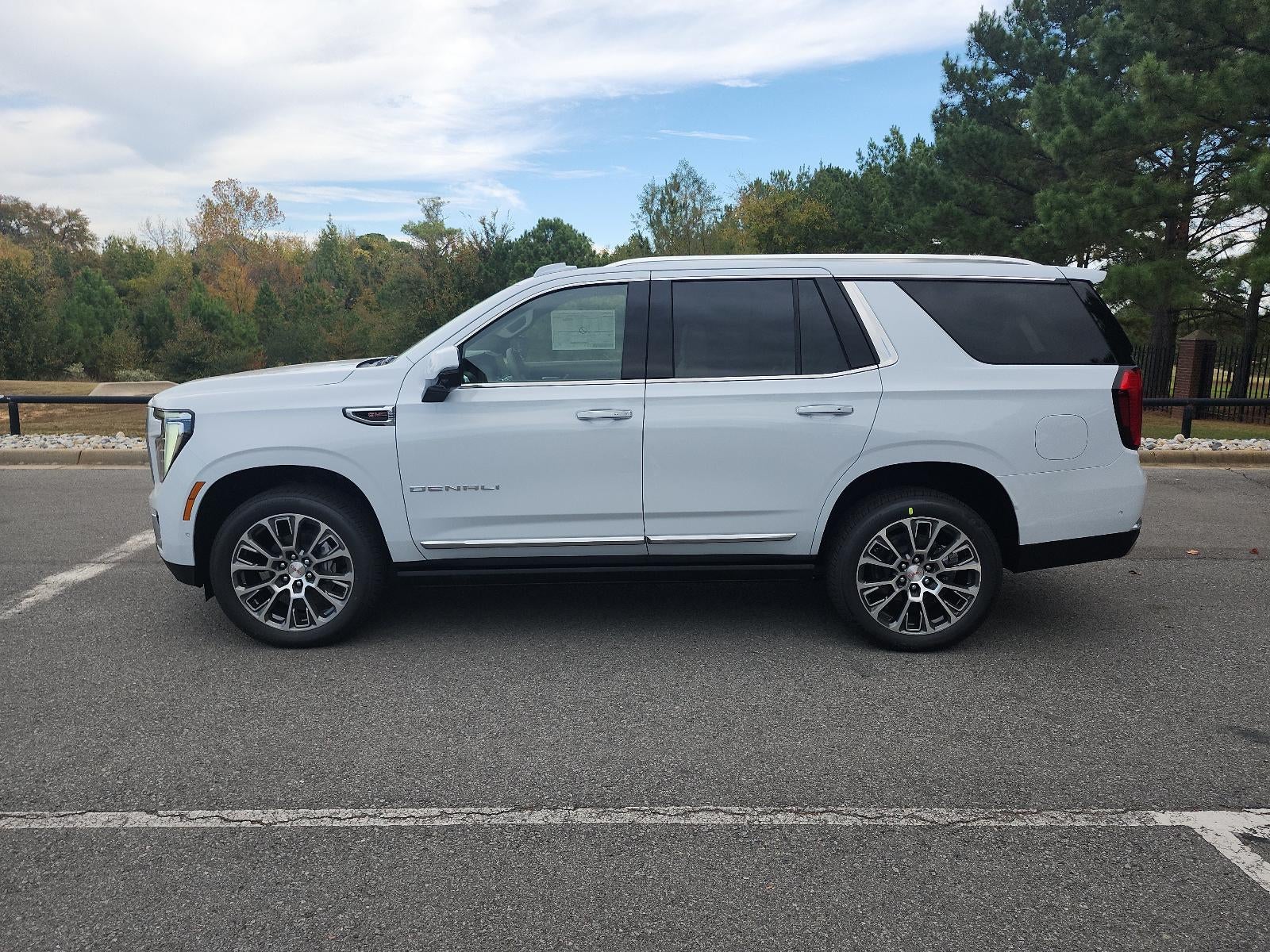 2027 GMC Yukon 4WD 4dr Denali