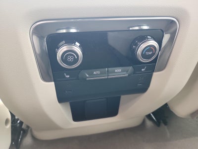 2027 GMC Yukon 4WD 4dr Denali