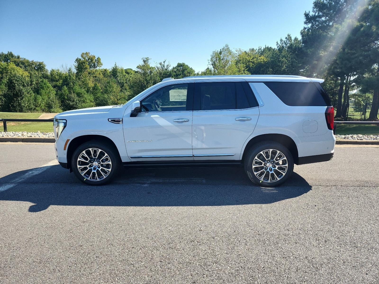 2027 GMC Yukon 4WD 4dr Denali