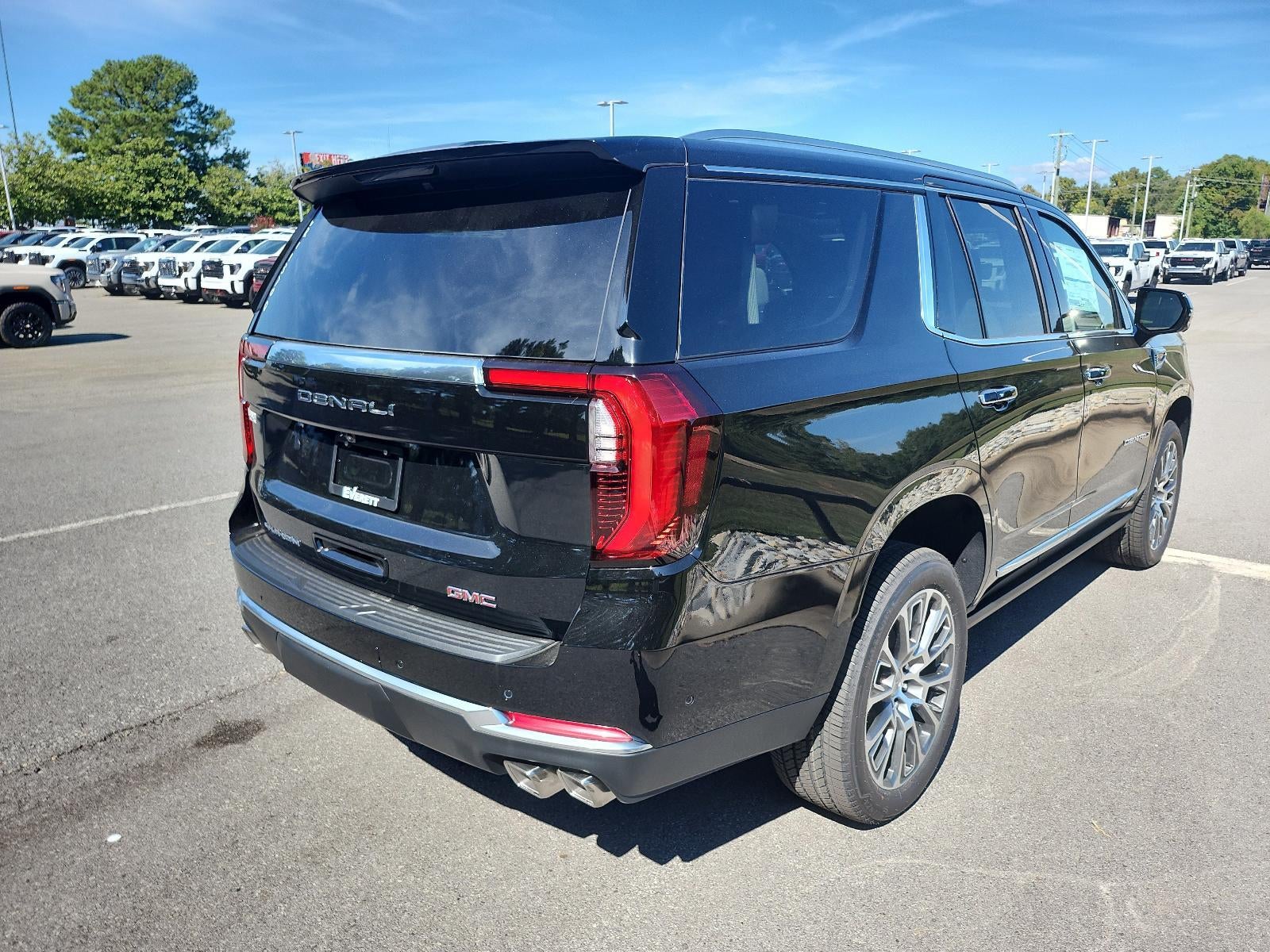 2027 GMC Yukon 4WD 4dr Denali